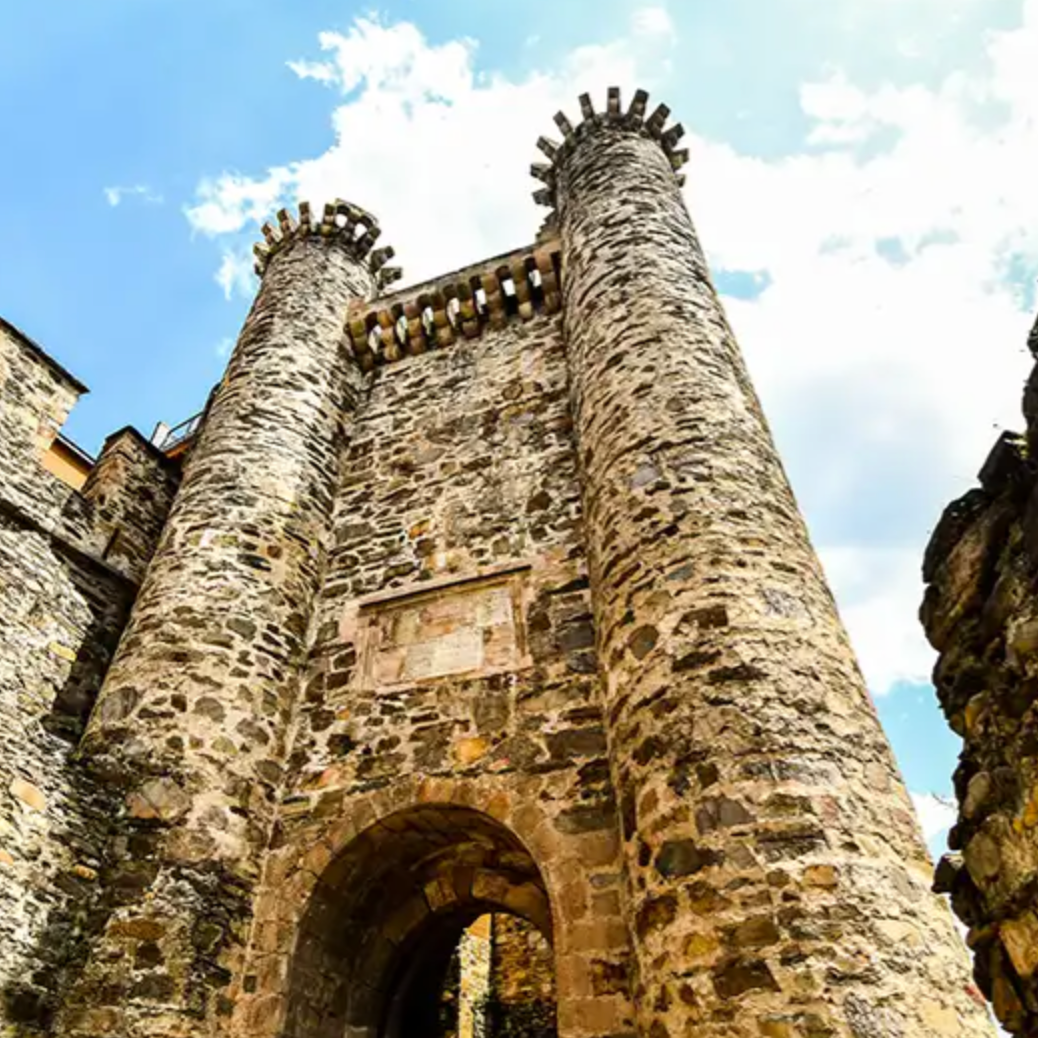 Visita guiada por el Castillo de los Templarios de Ponferrada